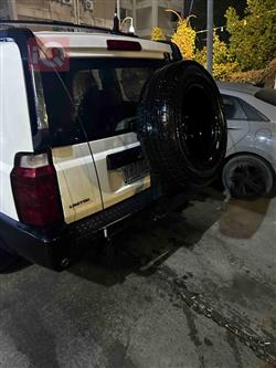 Jeep Commander
